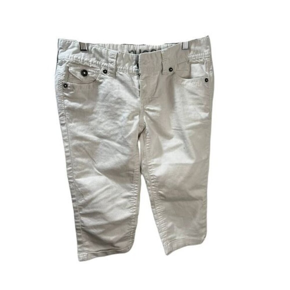 Rue21 Cream Denim Stretch Easy Fit Capri Jeans‎ Size 8
